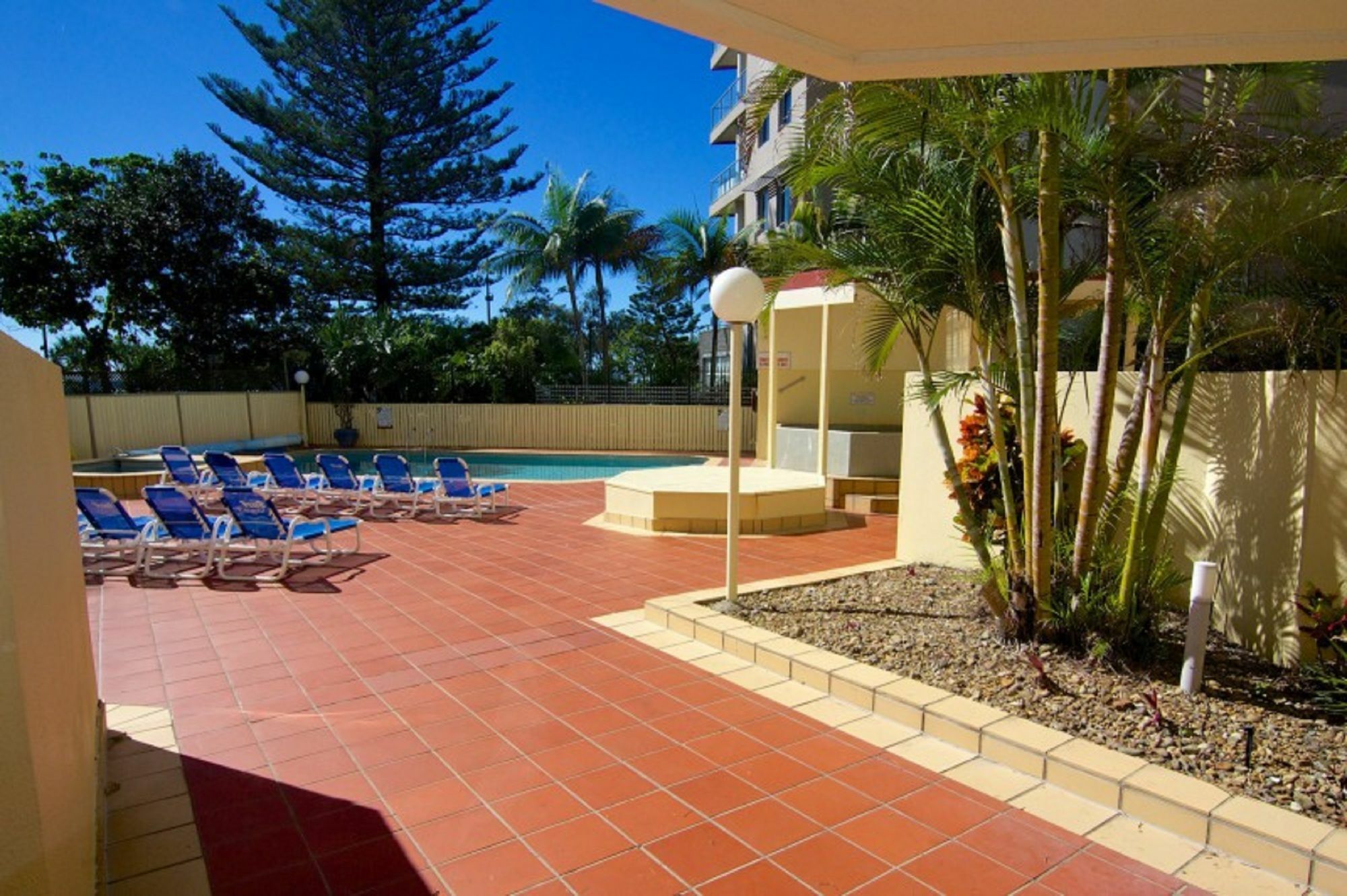 Aparthotel Surf Regency Gold Coast Exterior foto